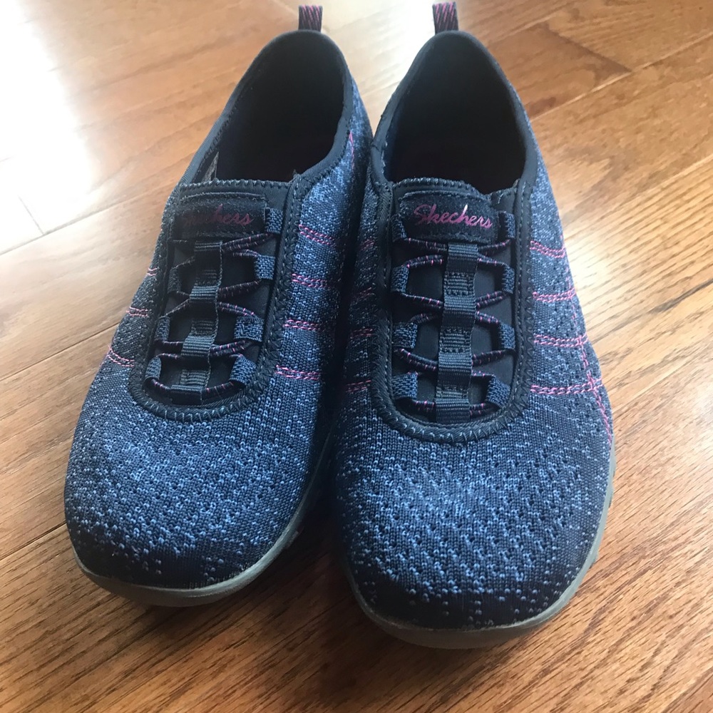 Brand new Sketchers Sneakers